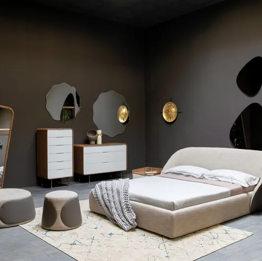 Fabric bed with Mama headboard by Tonin Casa