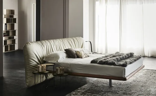 Marlon eco-leather bed by Cattelan Italia.