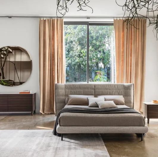 Calligaris upholstered fabric Monbed in English.