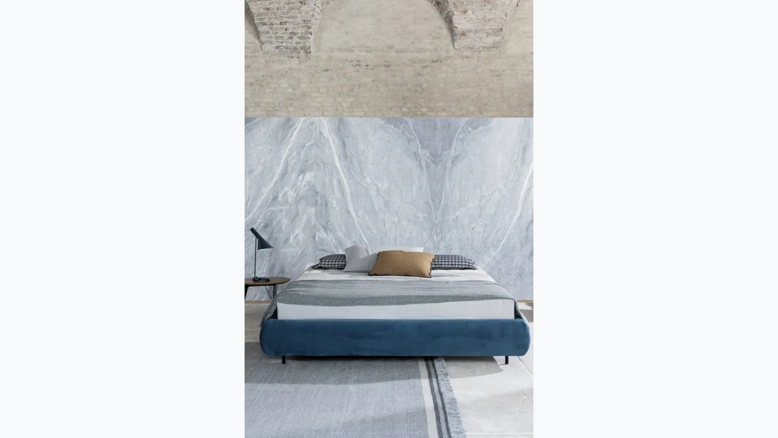 Plissé bed base by Flexteam