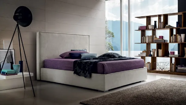 Fabric bed with Rick headboard by Felis