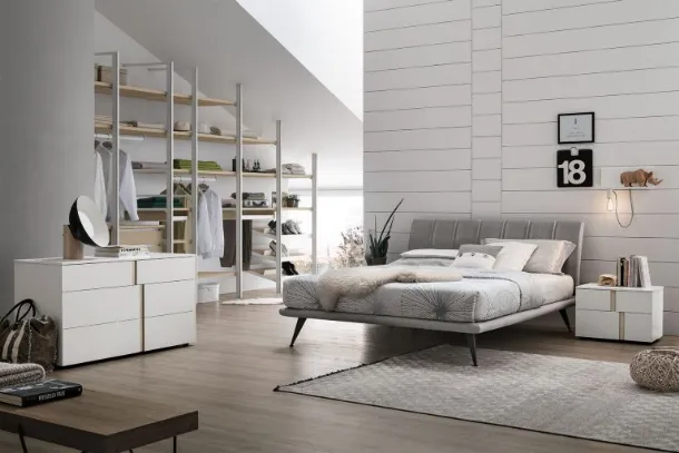 Tomasella's Seven Bed