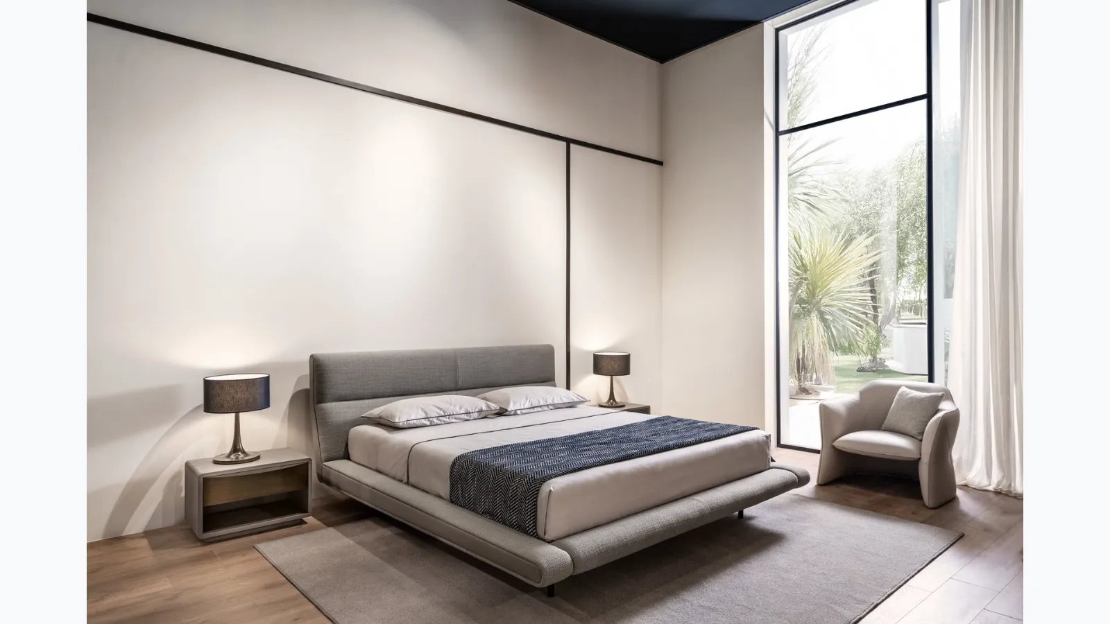 Sharon bed in linen fabric by Cantori.