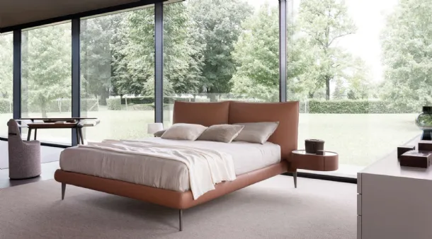 Leather bed Siena with Presotto headboard.