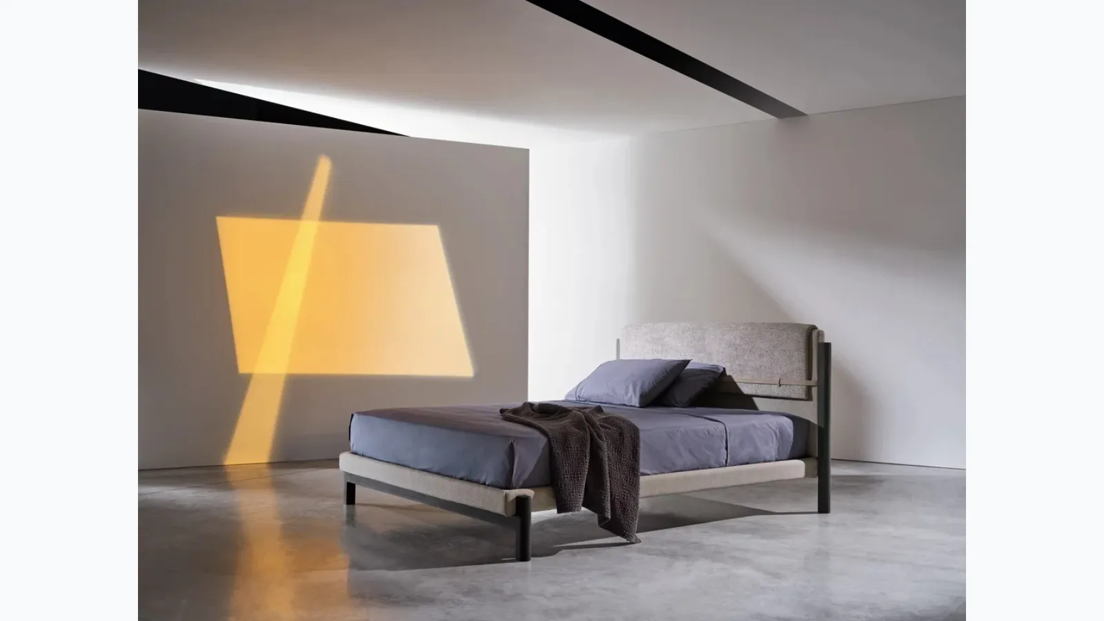 Fabric bed Strap by Gervasoni