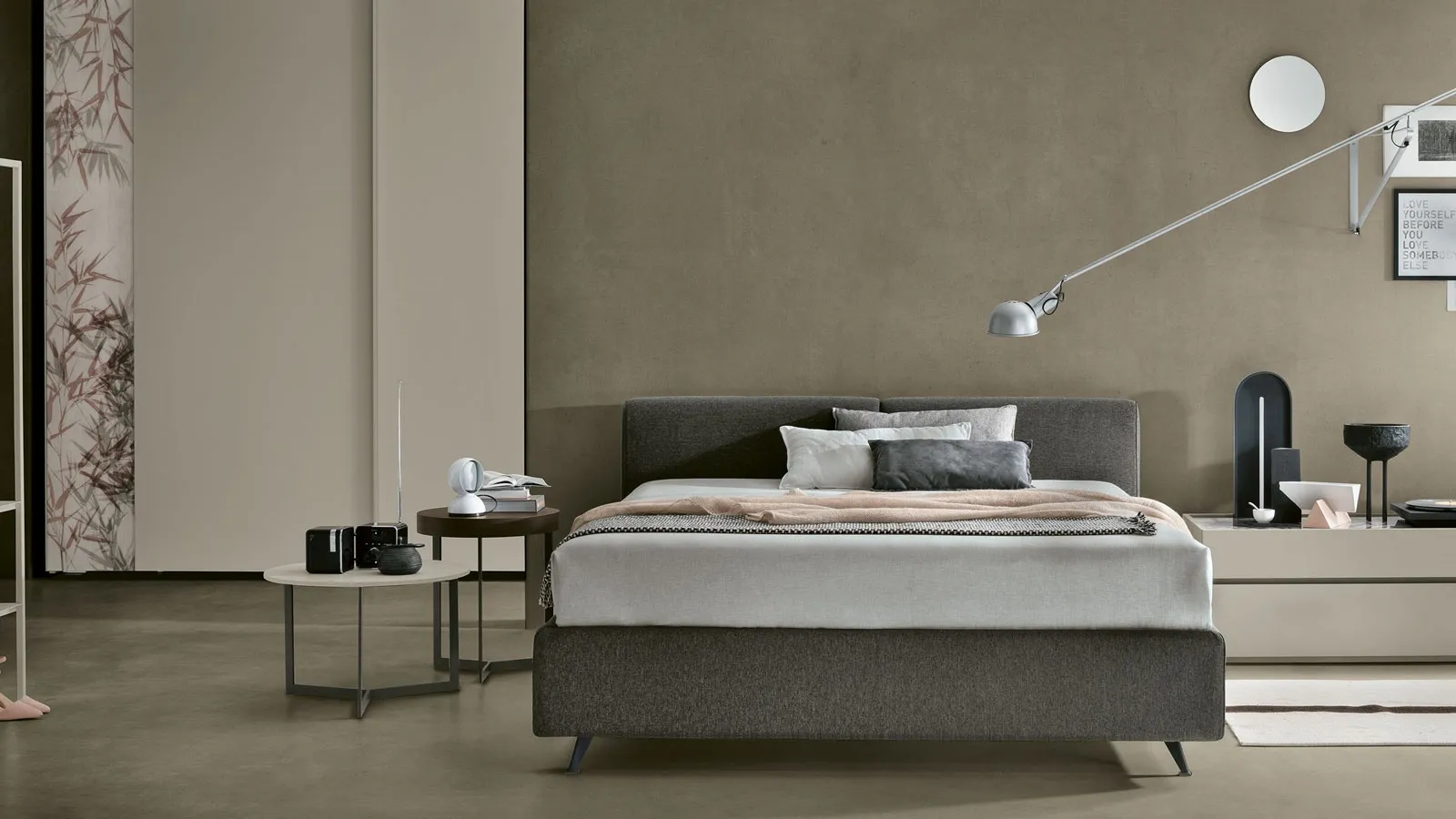 Strong Bed by Tomasella