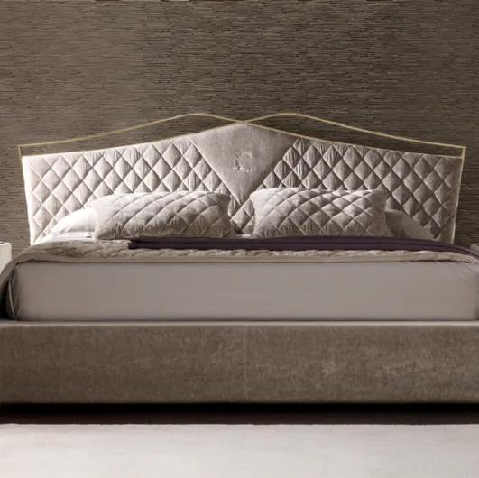Classic Valentino upholstered and quilted fabric bed by Cantori.