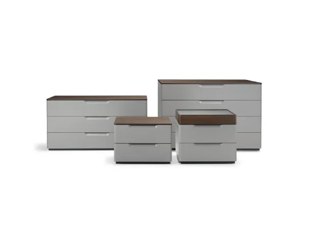 Night group 7070 in matte lacquer with top in Molteni & C wood.