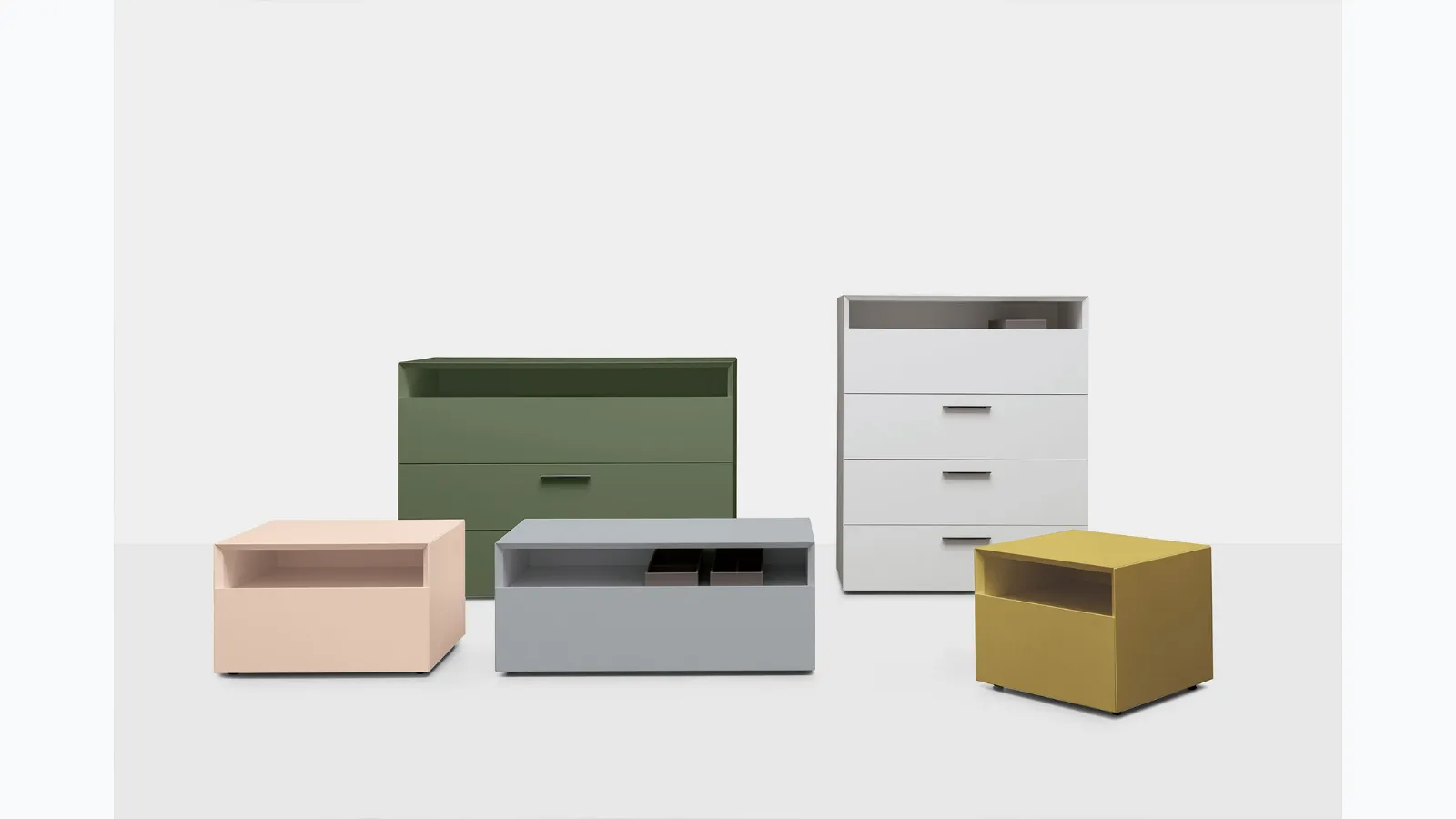 Night Avenue Group by Kristalia