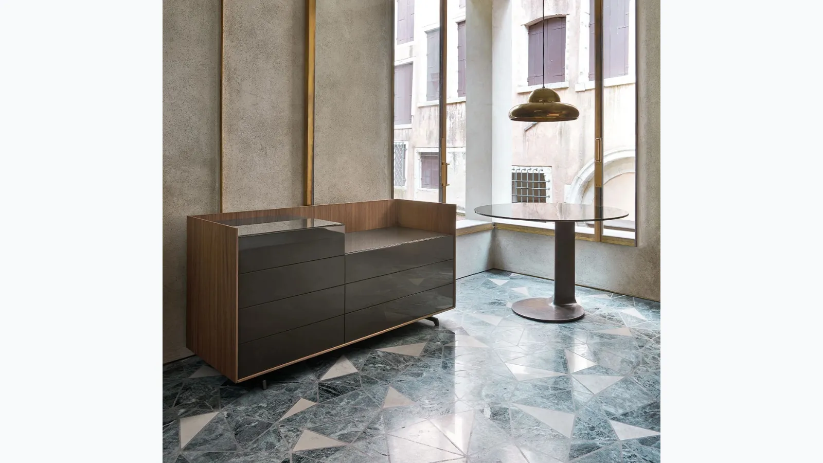 Cabaret Glass chest of drawers by Sangiacomo