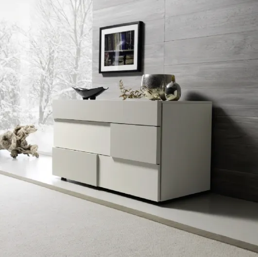 Chest of drawers Together in lacquered finish by Sang