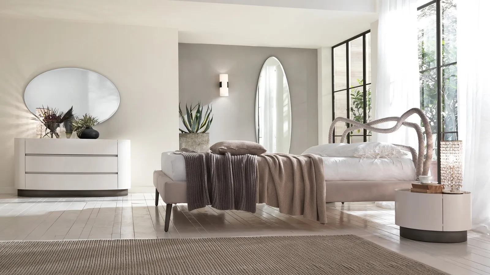 Night Group of Cantori Myrtle