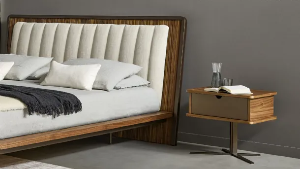 Nelson bedside table in wood with metal base by Bonaldo