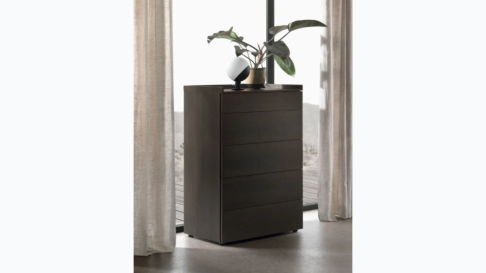 Sir chest of drawers by Tomasella