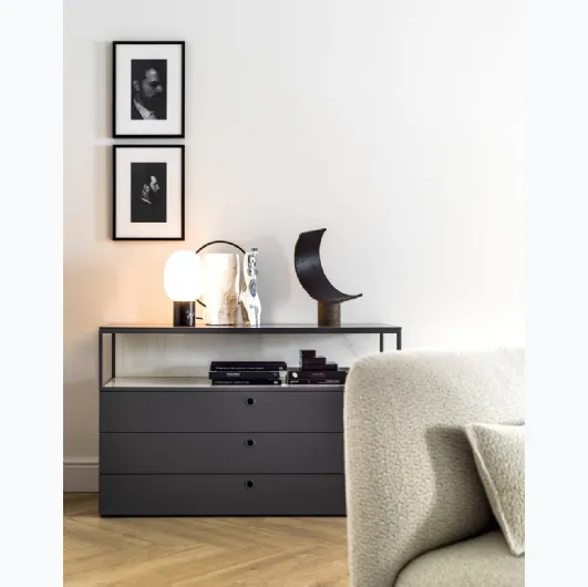 Novamobili's Square chest of drawers