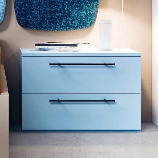 Start bedside table with matte lacquered finish and Clever handles.