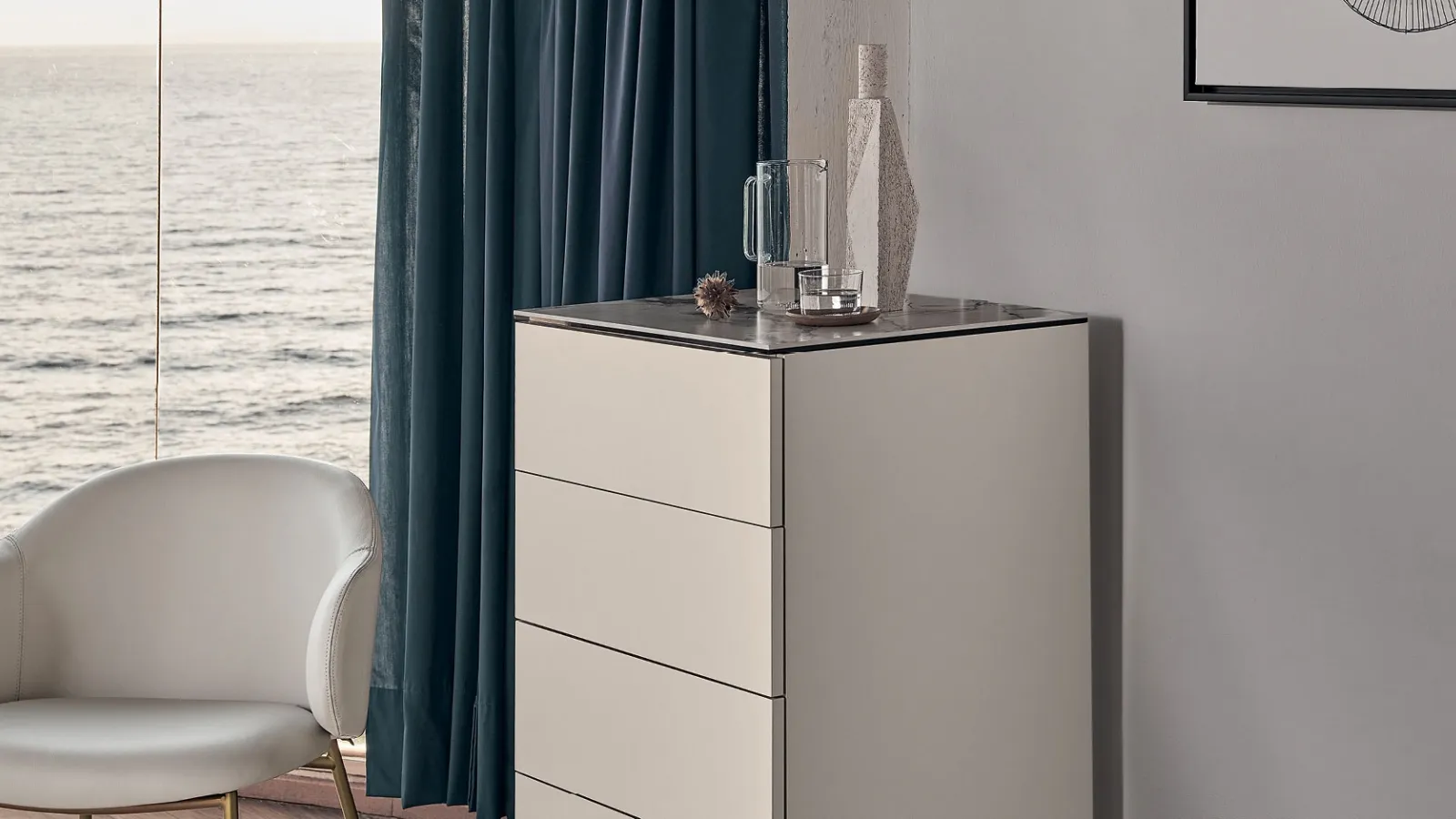 Weekly Universal in matte lacquered finish by Calligaris