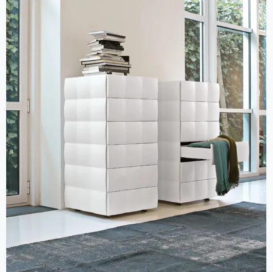 Venice chest of drawers in white lacquered by Tonin Casa