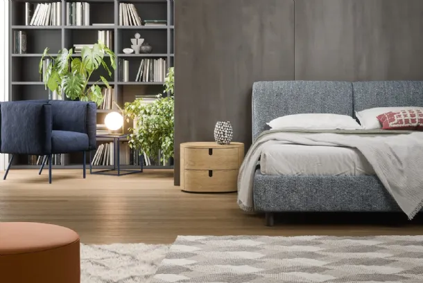 Wooden bedside table Vesta by Novamobili.