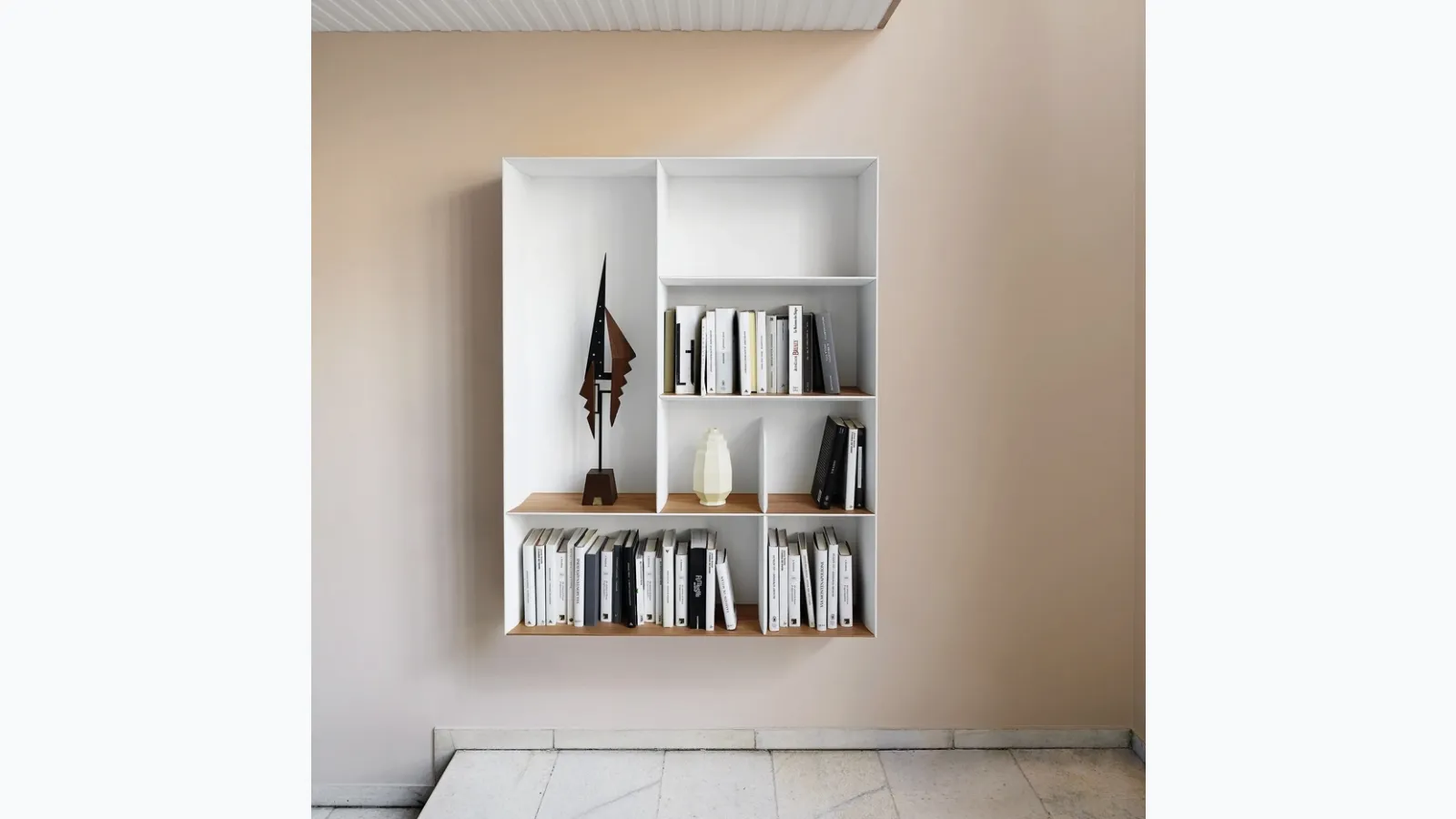 D-357-2 Wall-Mounted Bookcase by Molteni & C