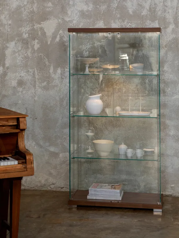 Glass bookcase with wooden top and base Ego Plus by Tonin Casa.