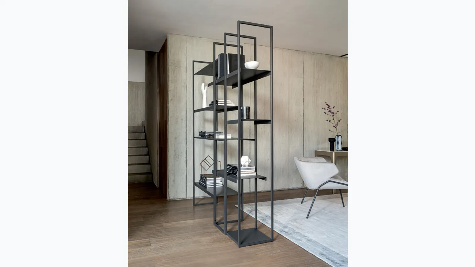 Free-standing bookcase divider by Riflessi