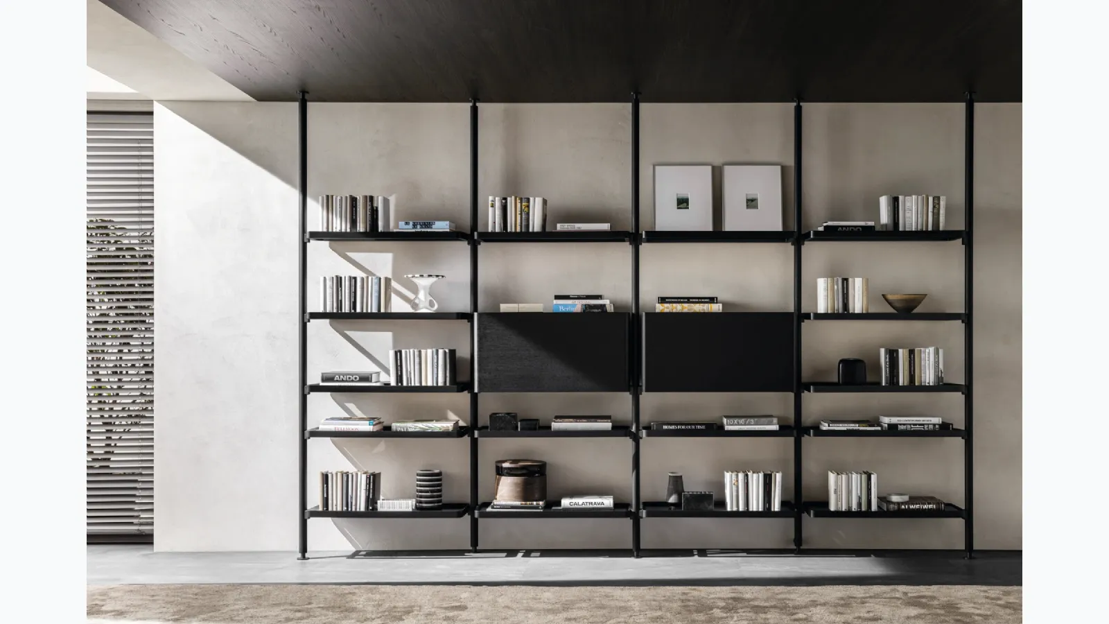 Hector bookcase in wood by Molteni & C