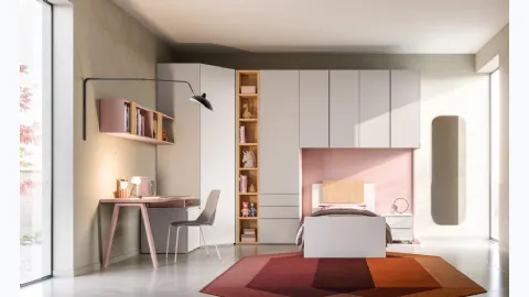 Mistral's Bridge Room 38