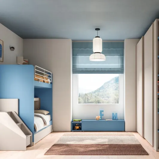 Space-saving 55 bunk bed room by Mistral.