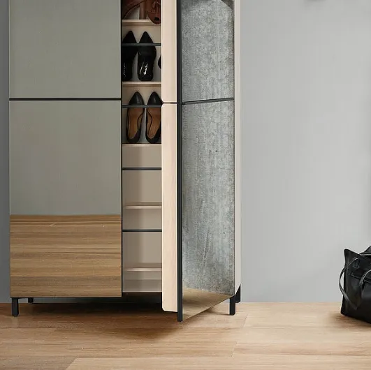 Linear shoe cabinet entry by Birex