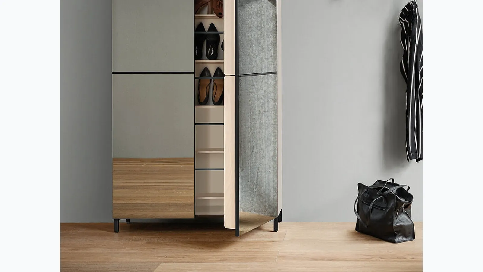 Linear shoe cabinet entry by Birex