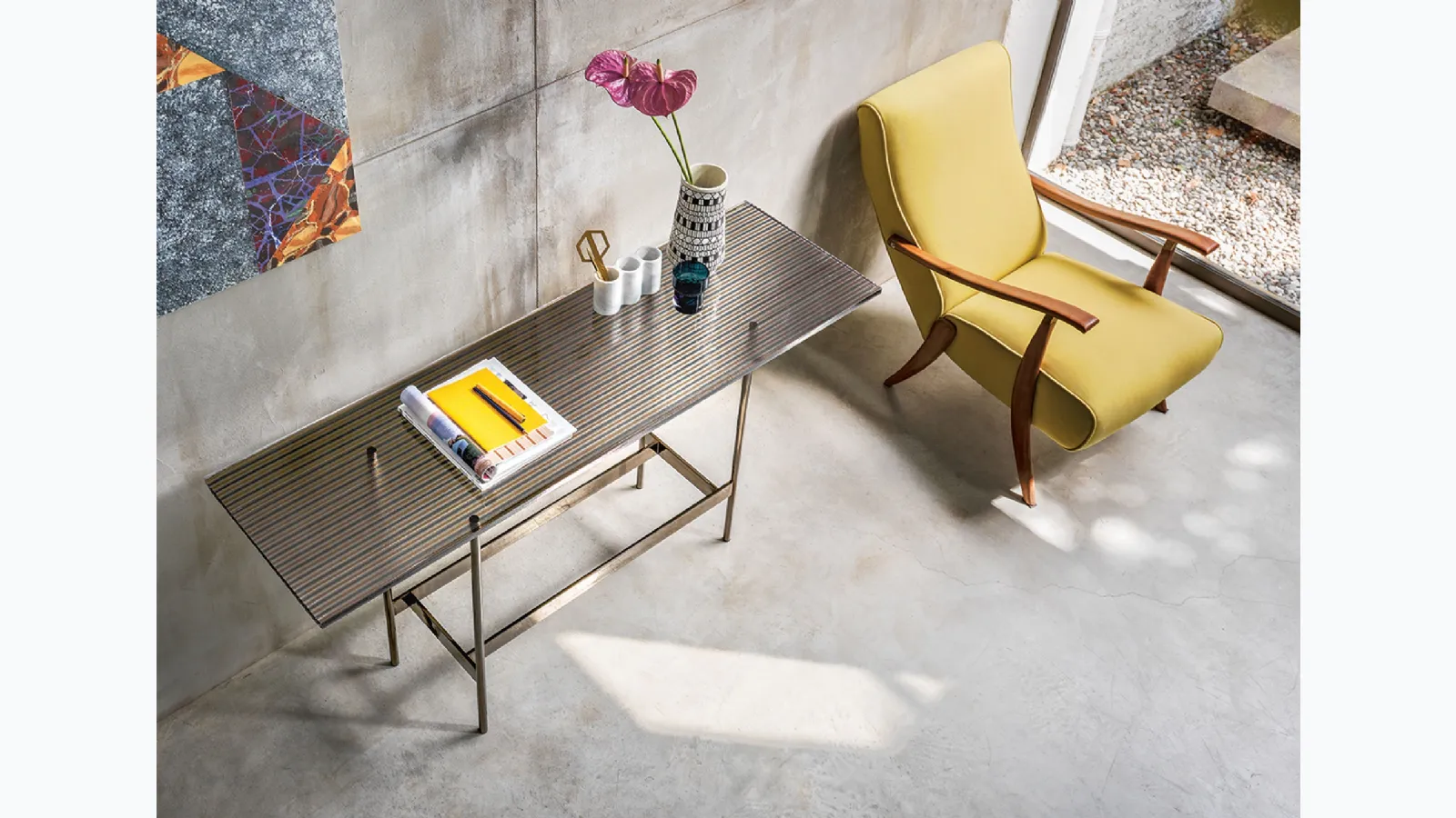 Entrance console table Waves with glass top by Fiam.