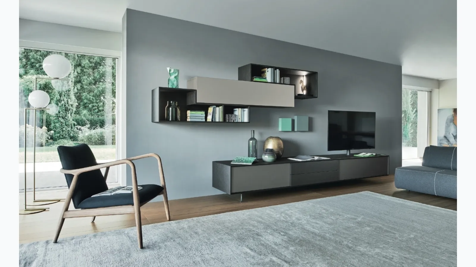 Lampo L6C01 wall unit in matte lacquered finish by Sangiacomo.