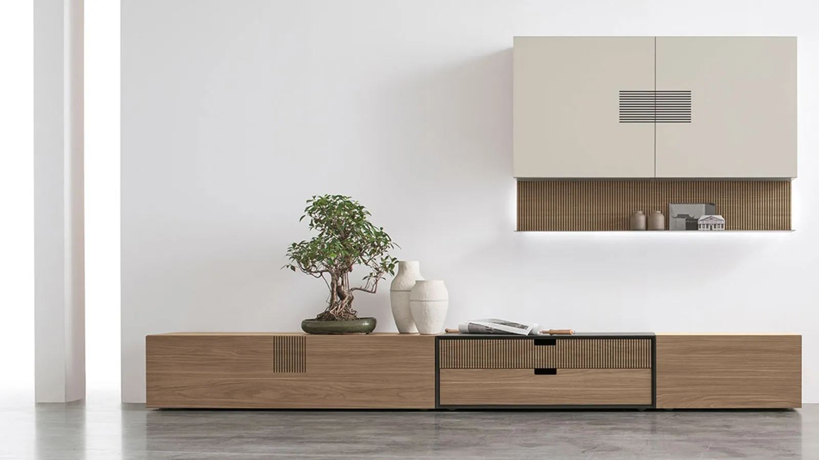 Equipped wall unit in CDF Amber Walnut TIME UNIT TI 103 by Tomasella.