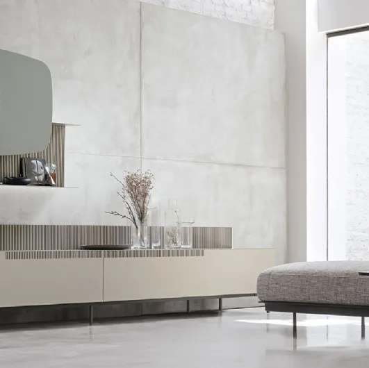 Tomasella's TIME UNIT TI 111 wall unit in CDF arena.