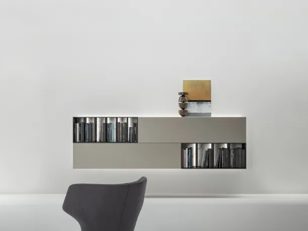 Wallover suspended mobile in Caccaro lacquered.