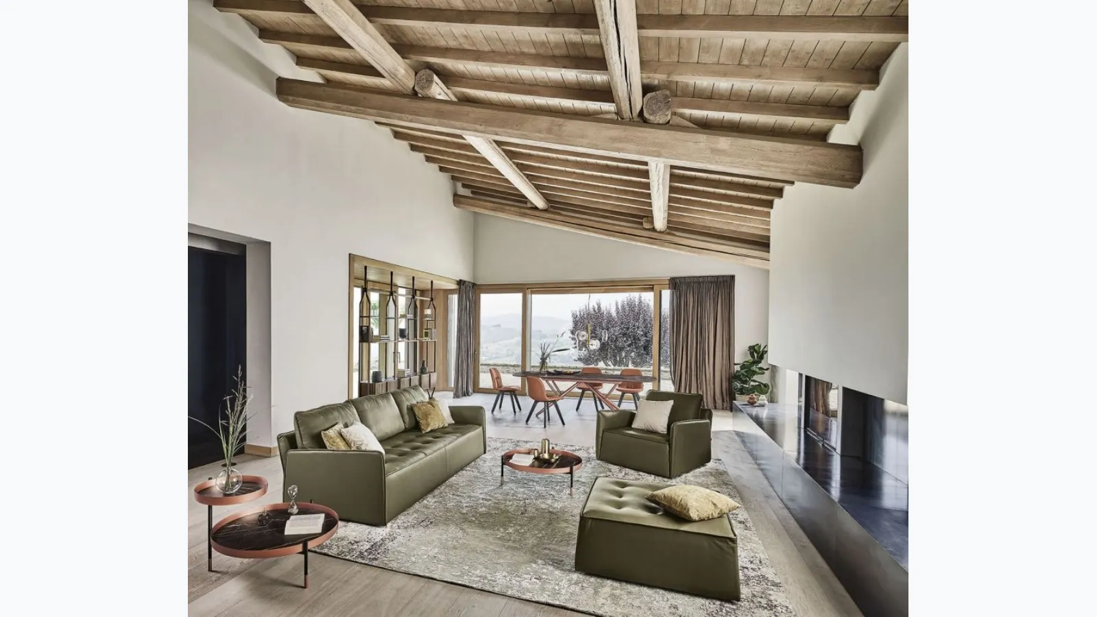 Bontempi's Antares leather living room.