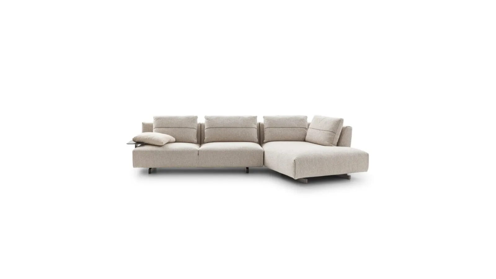 Living room with Atlantis peninsula by Ditre Italia.