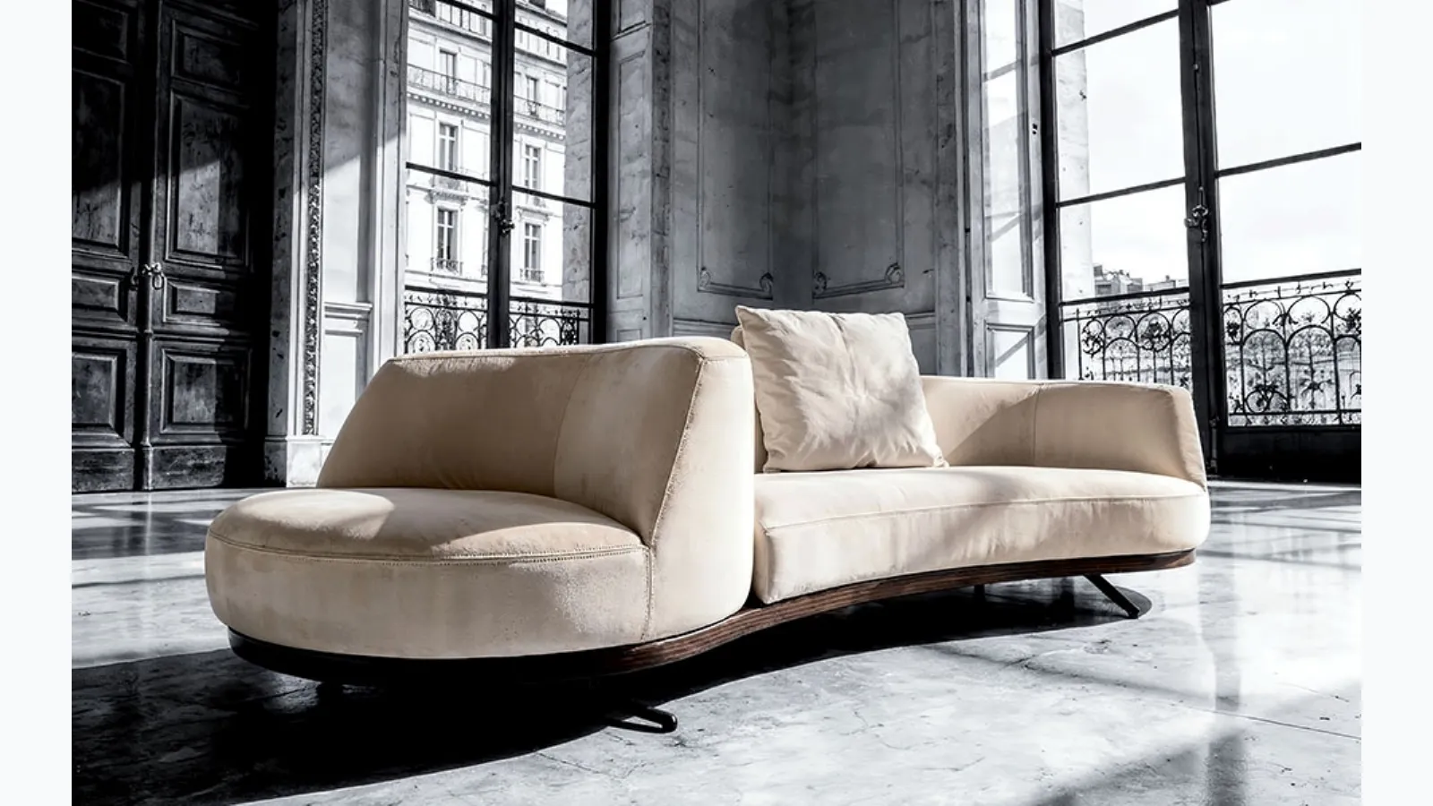 Bordone Upwood sofa with swivel end by Alivar
