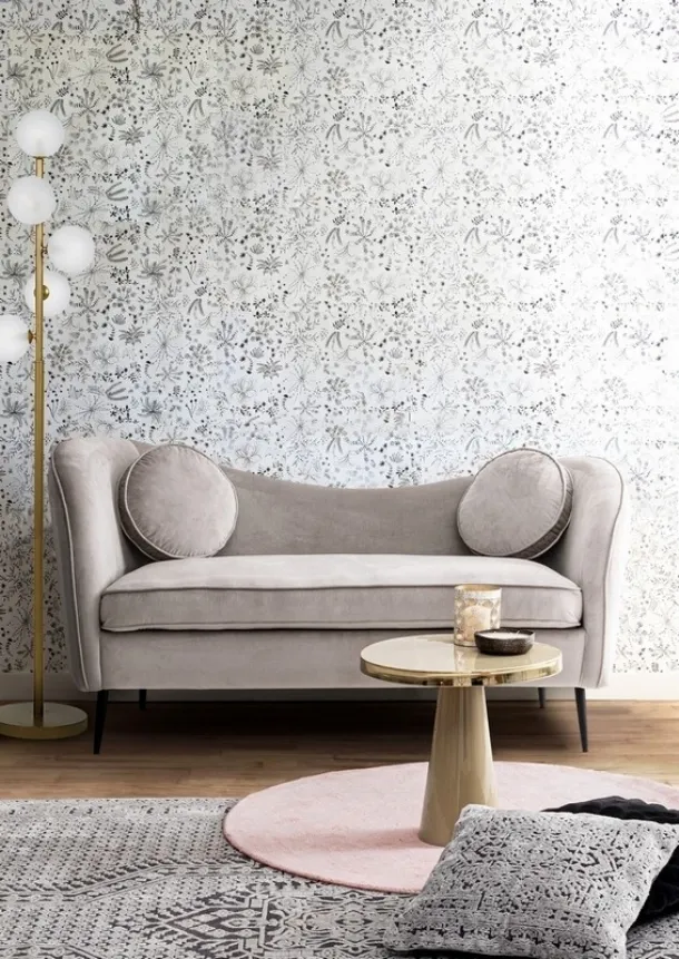 Linear sofa in Candis fabric by Bizzotto.