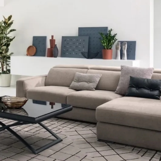 Cast sectional sofa by Calligaris