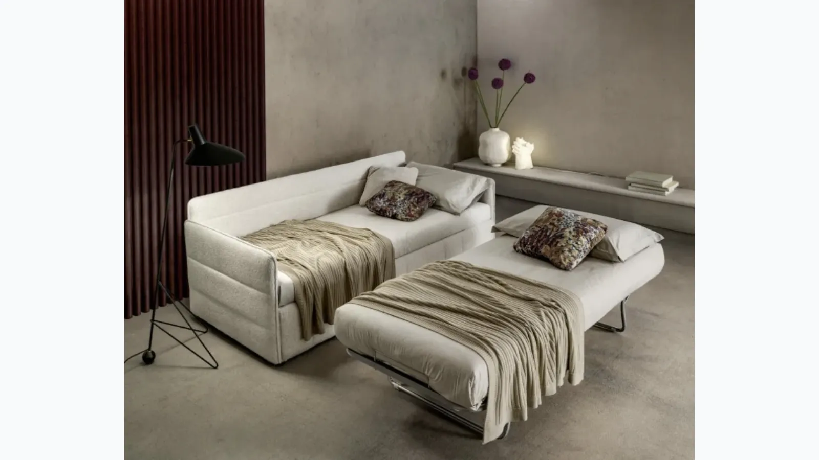 Convertible sofa bed City by Samoa.