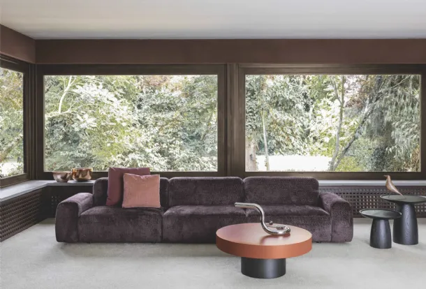Cloud upholstered fabric linear sofa by Flexteam