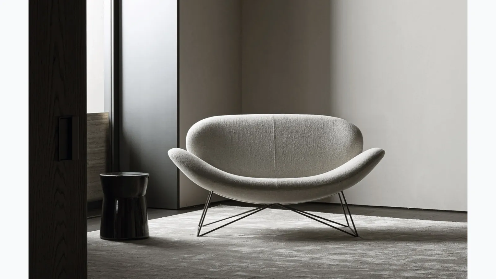 Linear sofa D-157-6 - Two Leaves by Molteni & C