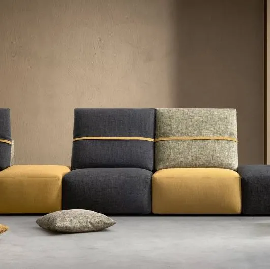 Deep Real sofa by Samoa