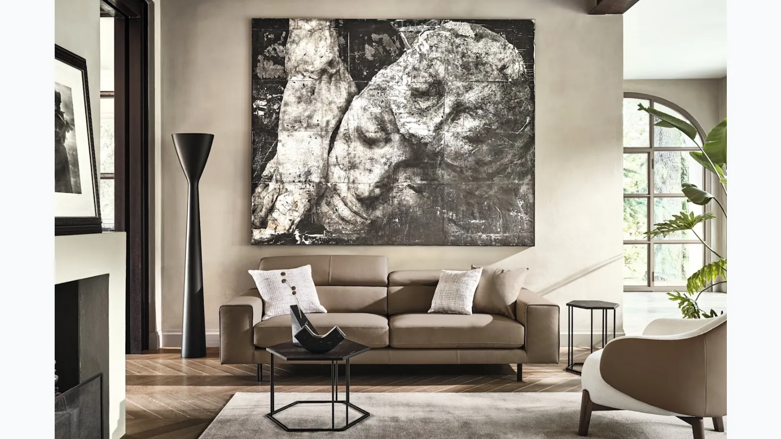 Edgar linear sofa by Calligaris