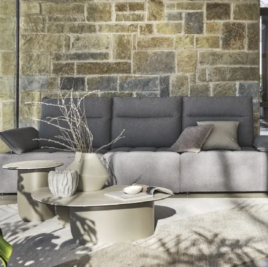 Linear sofa Equipe by Calligaris