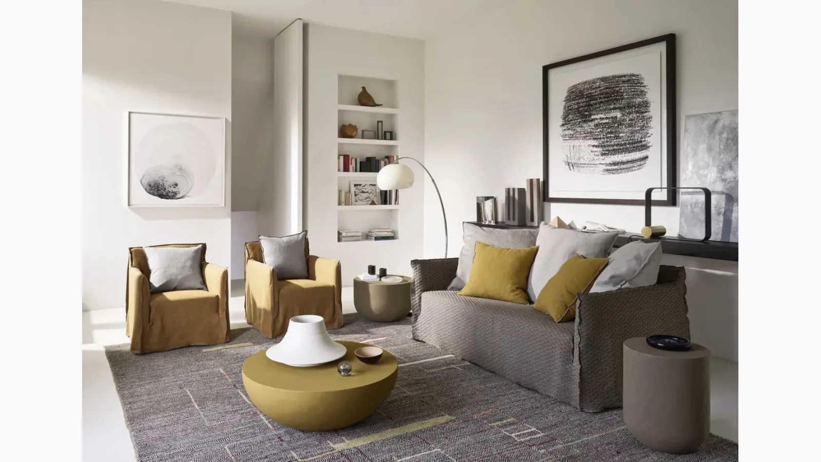 Linear fabric sofa in Ghost by Gervasoni.