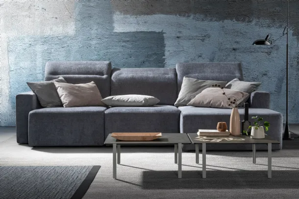 Linear fabric sofa with Glide retractable seats by Samoa.