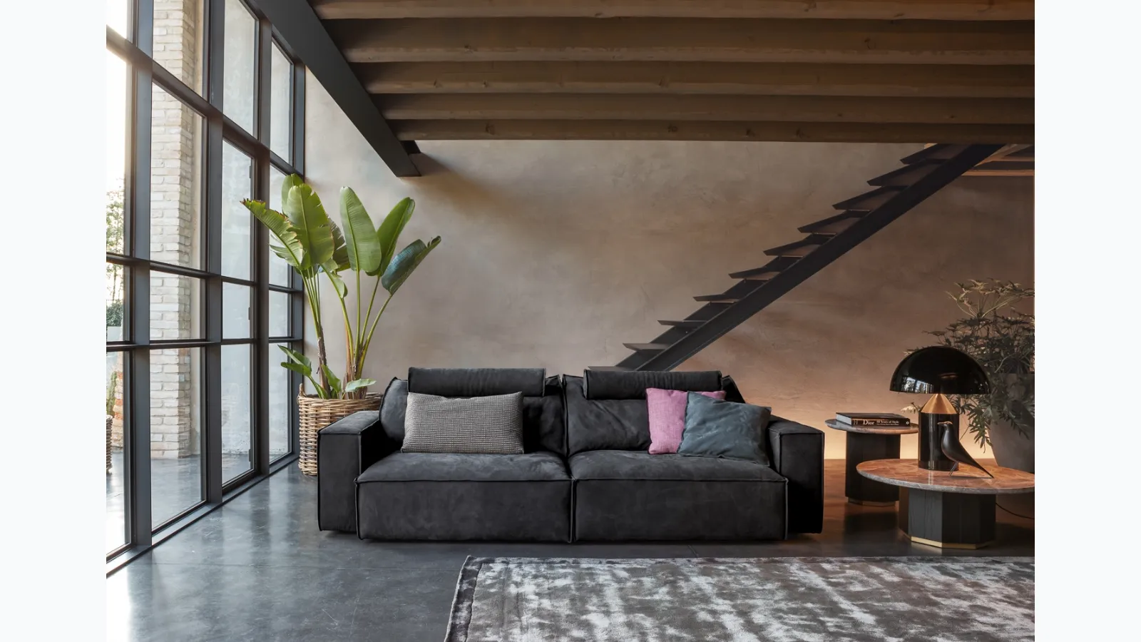 Linear sofa Gravity by Flexteam